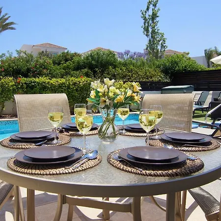 Palm Villa *