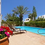Palm * Protaras