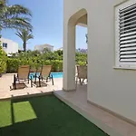 Palm Villa *