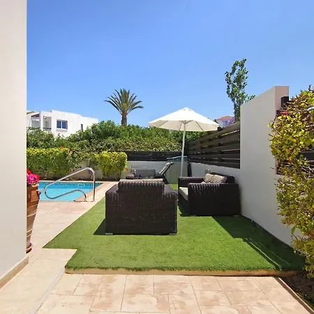 Palm Villa *