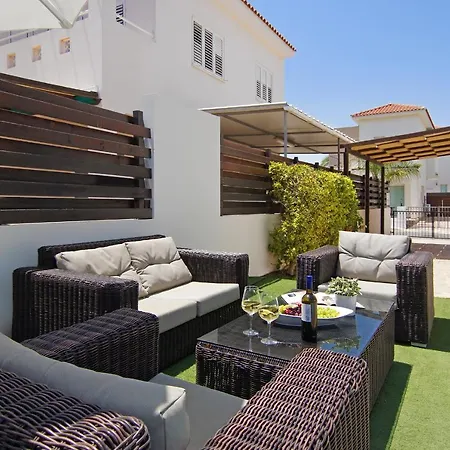 Palm Villa